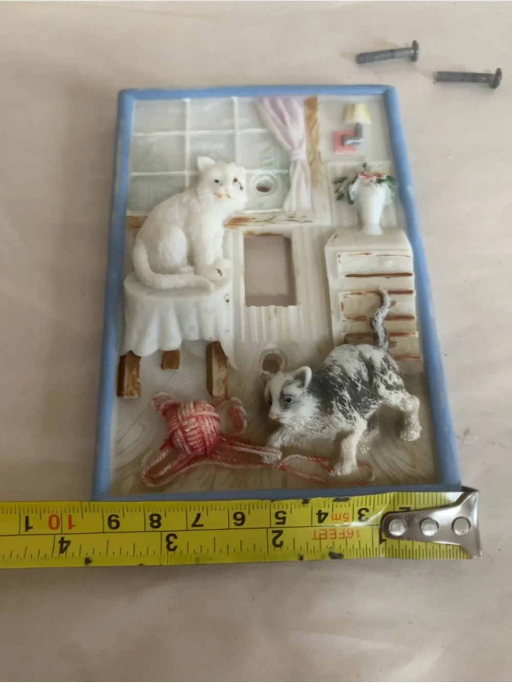 Light Switch Plate Cover 3D Handpainted Resin Cat Kitty Playful With Yarn Cottag
